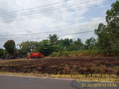 KEBAKARAN LAHAN DI KELURAHAN TEMBERAN