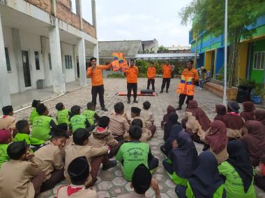 Kegiatan Sosialisasi,  Komunikasi,  Informasi dan Edukasi (KIE) Rawan Bencana di MI Nahdlatul Ulama Pangkalpinang 2024